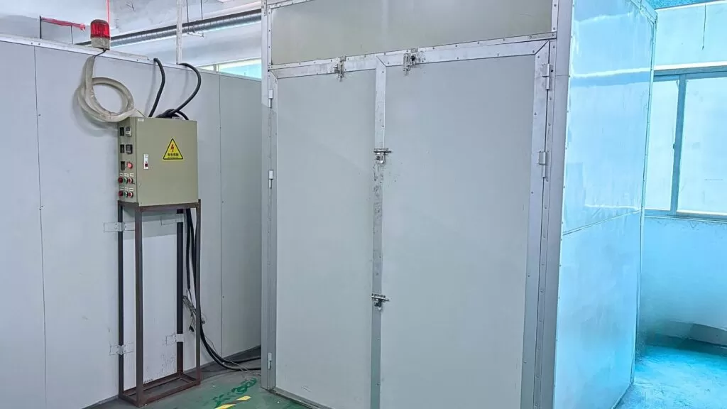 Custom Carbon Fiber Tooling: Questions to Settle Before Paying for a Mold — reference visual